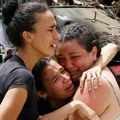 (Foto, video) "Karakas kao Gaza" Zemlja se tresla kao da se raspada: Ljudi spavali u šatorima na ulicama, komšije obilaze…