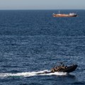 AP: Somalijski pirati oteli brod sa turskim oružjem, među posadom i srpski državljani