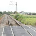 Ptica izazvala haos na železničkoj stanici: Električni luk od 25.000 volti probušio krov lokomotive