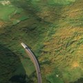 Potpisan ugovor za izgradnju državnog puta Dub-Dubci sa tunelom Kadinjača: Vrednost posla 102 mil EUR
