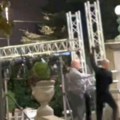 Ispred Gradske kuće u Nišu montira se bina, a tu su i zvučnici