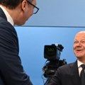Vidimo se uskoro u Beogradu Vučić se u Londonu susreo sa Šolcom!