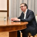 Vučić pozvao na smanjenje tenzija posle današnjih incidenata u Beogradu i Novom Sadu