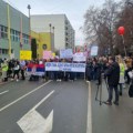 Vaspitači u protest, roditelji uzeli dan da čuvaju decu