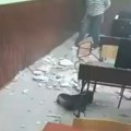 VIDEO Pao deo plafona učionice u Bečejskoj gimnaziji: Jedna učenica lakše povređena