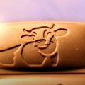 Milka pravi promene u pakovanjima: Lansira novu veličinu čokolade