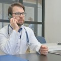 Skandalozna ispovest lekara razbesnela mreže Otkrio koliko zarađuje, a cifra koju troši za stan i hranu je da se smrzneš…