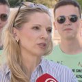 Ovaj poklon maturanata profesorki podelio Balkan: Na poklon dobila čitav auto