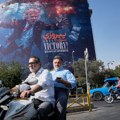 Tramp tvrdi da tranzit kroz Ormuz funkcioniše, Netanjahu o tri pristupa Iranu