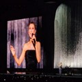 Suze, emocije i trijumfalni povratak: Selin Dion rasplakala Pariz posle 6 godina čekanja: Publika slavila njenu pobedu nad…