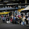U ponedeljak otkazano i pomereno oko 3.000 letova?! Opšti haos na aerodromima u SAD: Evo šta je napravilo čep u…