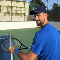(Video) Evo gde je Novak Đoković Vredno trenira, može li se pojaviti i na Vimbldonu?