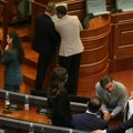Ponovo prekinuta sednica parlamenta Kosova, nije prihvaćen predlog za tajno glasanje