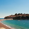 Sveti Stefan proslavlja 65. rođendan zaključan: Crnogorski turizam u krizi