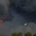 Šumski požari besne u Grčkoj: Devet aviona i helikoptera pokušava da obuzda razorni požar u Kalavriti