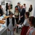 U selima živi oko 1,3 miliona žena