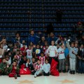 Osmesi na tribinama: Fondacija Meridian i KK Crvena zvezda obradovali najmlađe
