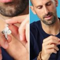 "Poljubim njihove slike svaki dan": Novak Đoković nikada ne skida ove dve ogrlice