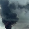 (Foto) Skladišta goriva u plamenu! Masovni ukrajinski napad u srcu Rusije: Zatvoren aerodrom posle udara dronova