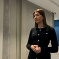 "Izgledam staro jer nemam pare da se bockam" Pevačica javno govorila o aferi sa 46 godina starijim kolegom, pa trpela uvrede…