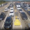 (Video) Kolaps na granici sa Bugarskom: Ogromna kolona vozila čeka više od sat na prelazu Gradina