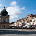 Grad pust zbog 40+ stepeni, a onda se pojavila ona: Prizor iz Sremske Mitrovice oduševio sve