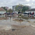 Na šta ovo liči?! Buvljak pretvoren u jezero, još samo čamci fale (Foto)