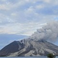 Posle erupcija vulkana Ruang u toku evakuacija stanovništva