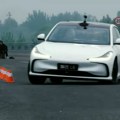 Kineski električni automobil prošao los test s brzinom od 90 km/h