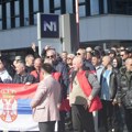 Tri velike razlike između protesta ispred RTS i protesta ispred N1