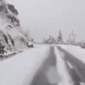 Strašna lavina u ajgeru Dve osobe poginule, pet povređeno u Švajcerskoj