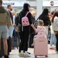 Njih dve i to je dovoljno: Kaća Grujić pokupila ćerku i napustila Srbiju, ovo je njena poruka