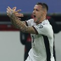 Utišao Leskovac, pa pokazao dvoglavog orla VIDEO
