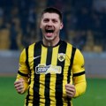 Luka Jović u neverici! Evo šta je upravo doživeo u Grčkoj!
