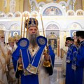 Свечани испраћај Појаса Пресвете Богородице: Целу ноћ редови око Храма, завршена Литургија ФОТО/ВИДЕО