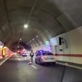 Udes na autoputu Miloš Veliki: Četiri osobe povređene u tunelu Munjino brdo