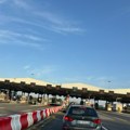 BATROVCI PROHODNI ZA PUTNIKE, KAMIONI U KOLONI DUGOJ DVA KILOMETRA: Na granici se čeka desetak minuta