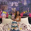 Ena Čolić pokazala dijamantski prsten! Peja je zaprosio na Baliju, a ona mu uputila emotivne reči: "Rekla sam da za ceo život"…