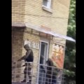 Snimak hapšenja u Kosovskoj Mitrovici: Šiptarska tortura - naoružani do zuba! (video)