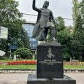 Bošnjaci oteli srpskog kralja: U Sarajevu osvanuo spomenik "bosanskom vladaru" Tvrtku, kao uporište lažnog identiteta