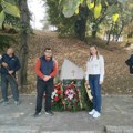 Članovi Zdrave Srbije u Kragujevcu odali poštu stradali Srbima, Jevrejima i Romima i žrtvama komunističkog terora