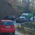 Lančani sudar automobila i kombija na putu Čačak - Guča