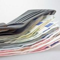 Šok! Žena pronašla na ulici novčanik sa 3.500 evra, a kada je otišla da ga vrati, umesto zahvalnosti dobila bizarne…