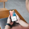 Stiže iOS 18.1, a donosi ove nove funkcije