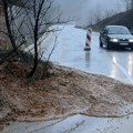 AMSS: oprez zbog odrona, kamioni na graničnim prelazima čekaju najviše tri sata