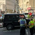 Težak incident u štutgartu: Automobil udario u grupu ljudI, ima povređenih!