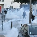 Napeto u Parizu, u Renu zapaljeni autobusi, u Marseju bačen suzavac: Uhapšeno 250 osoba, mnogima određen pritvor