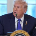 Predsednik SAD zapretio: Tramp: Pratimo situaciju u Iranu, ako počnu da ubijaju ljude, udarićemo snažno