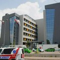 Radnik (51) teško povređen u fabrici u Gadžinom Hanu, preminuo u putu ka Nišu