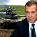 "Kamikaze u zapaljenim zapadnim tenkovima neće videti novac": Dmitrij Medvedev pobesneo - "Samo kapitulacija će pomoći"